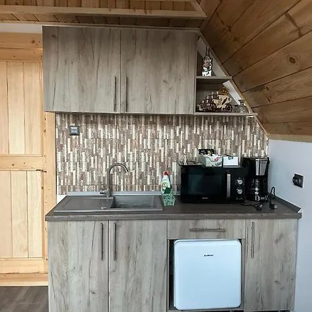 Campsite La Poalele Vulcanilor *